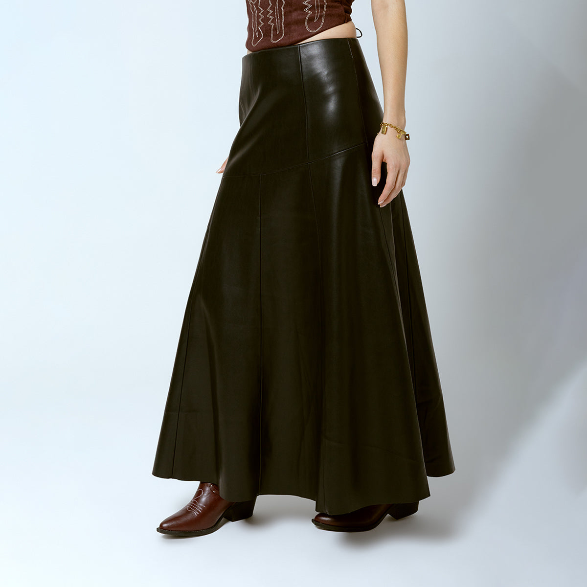 Falda vinipiel Grecia negra