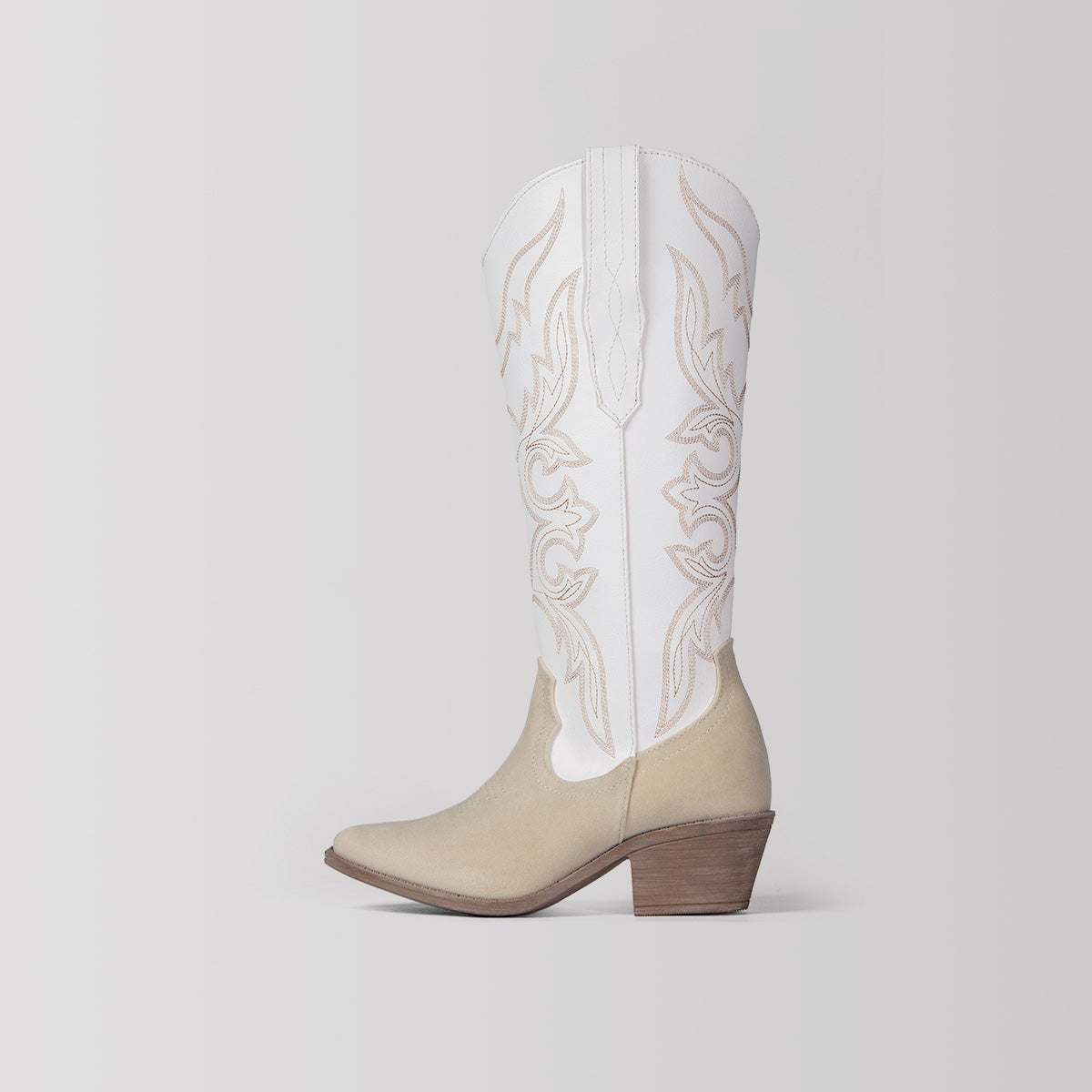BOTA 8011 NEUTRO CARNAZA LATTE