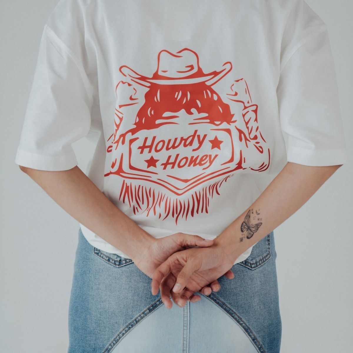 PLAYERA HOWDY HONEY