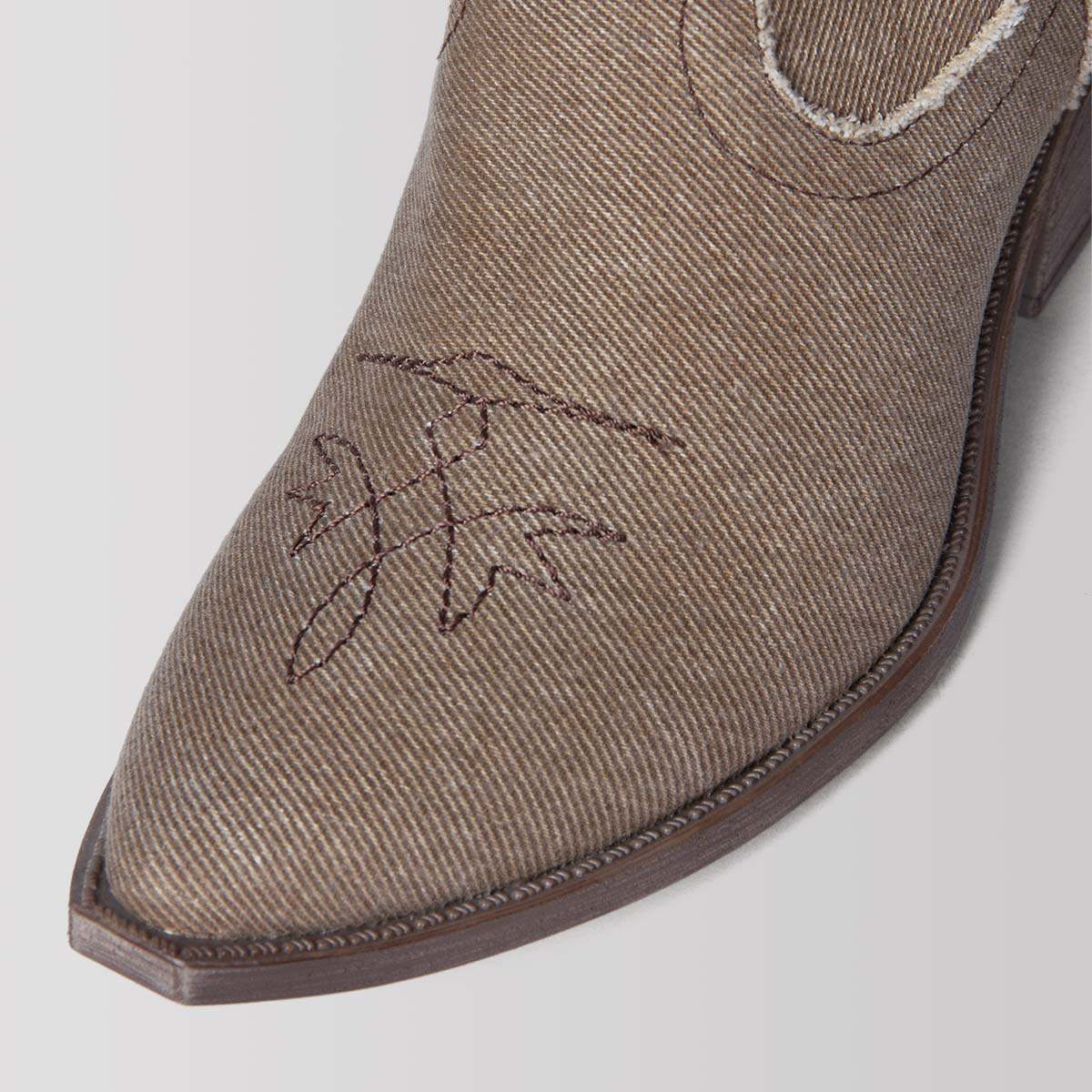 BOTIN 8056 ARENA